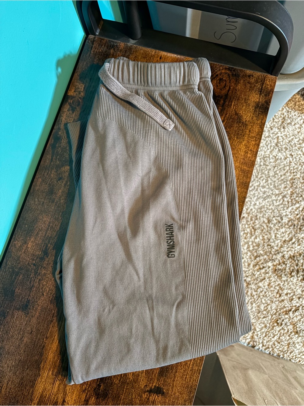 Women’s Gymshark Gray Ribbed Joggers with Drawstring Waist